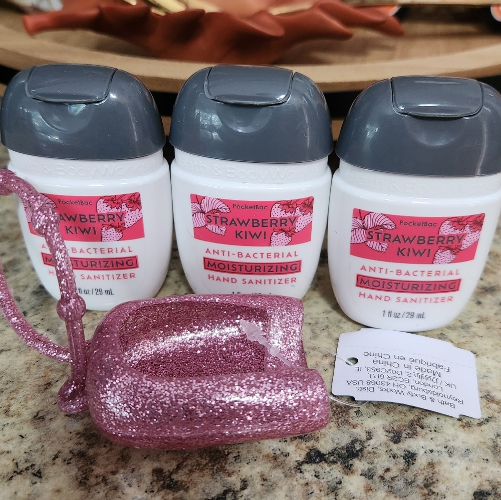NEW Bath and Body Works "STRAWBERRY KIWI" Moisturizing PocketBac Bundle